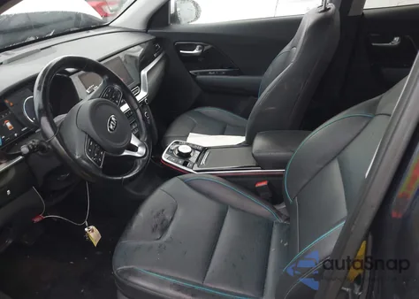 2020 Kia Niro Ev Ex Premium z USA, uszkodzony, nr VIN KNDCE3LGXL5040179